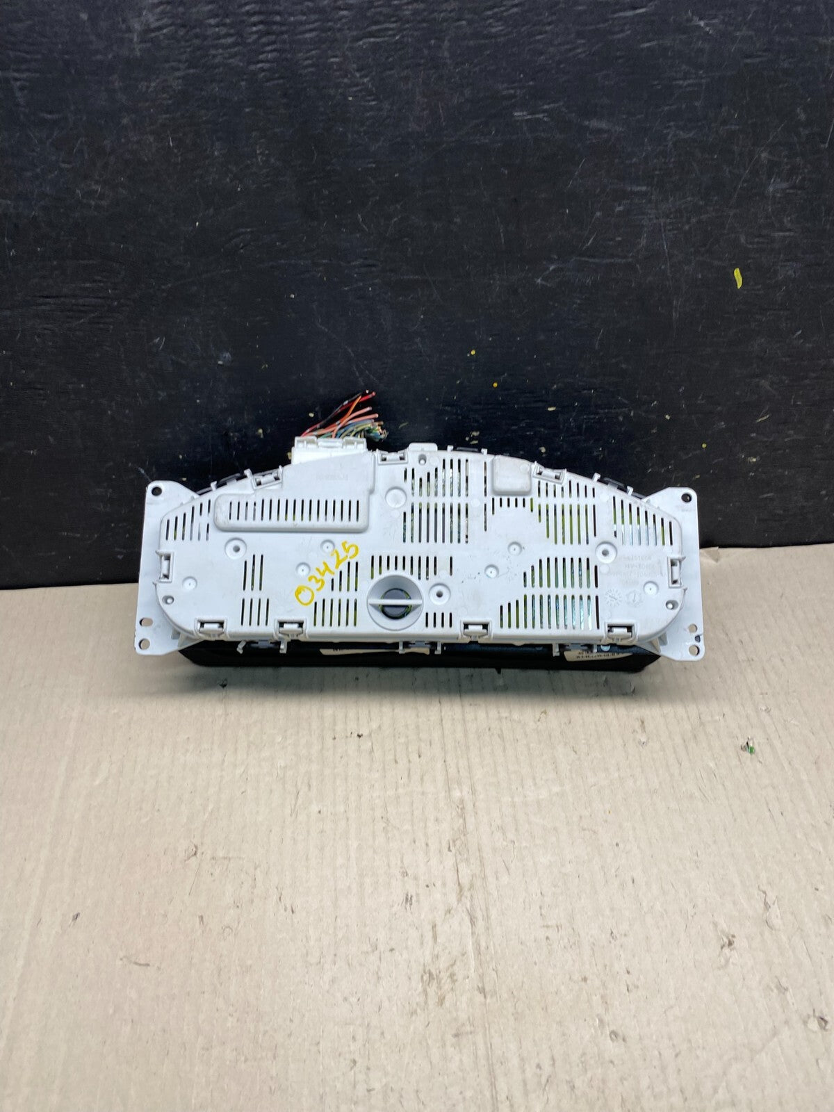 2005 2006 2007  Nissan Pathfinder Speedometer Cluster Gauge O3425 PS5