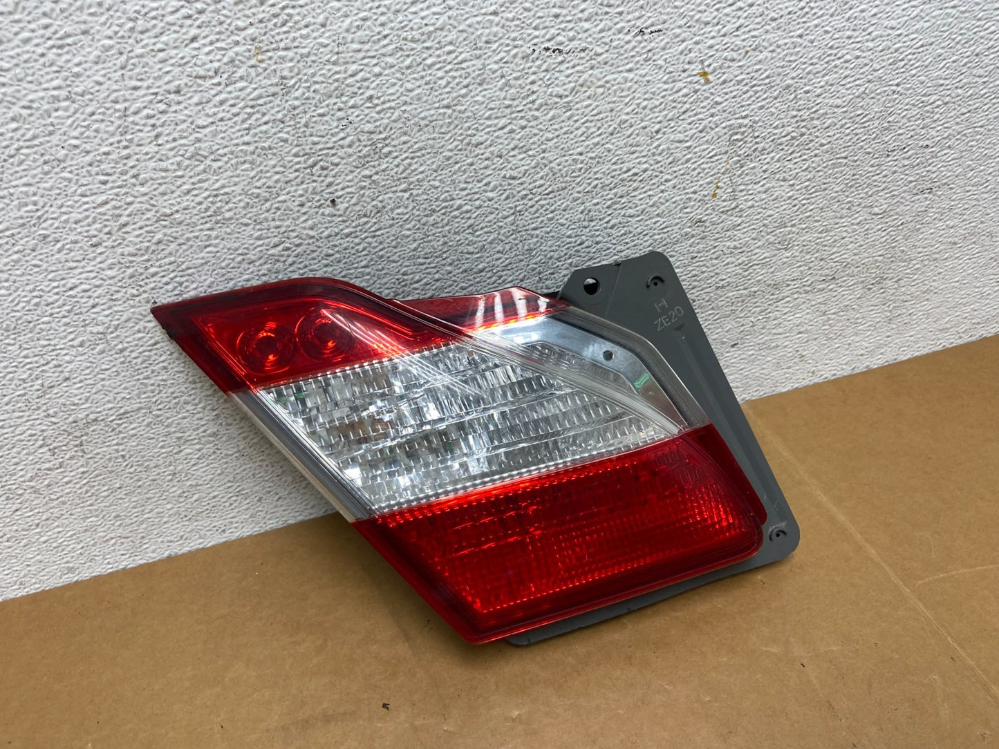 2011 2012 2013 Infiniti M37 M56 Left Driver LH Inner Tail Light AD9038 DW2