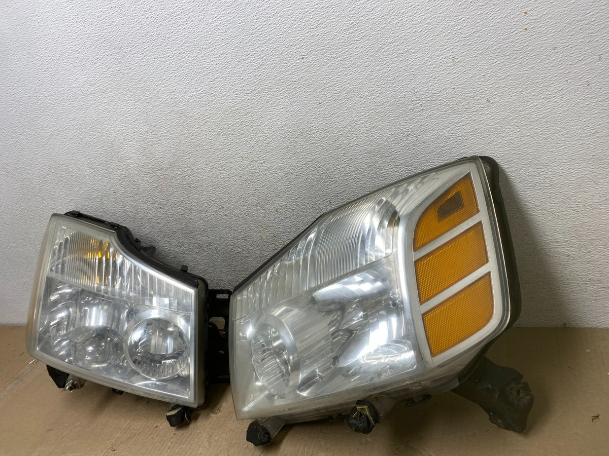 2004 to 2007 Nissan Armada Left+Right Side Set Headlights AH6884 DW2