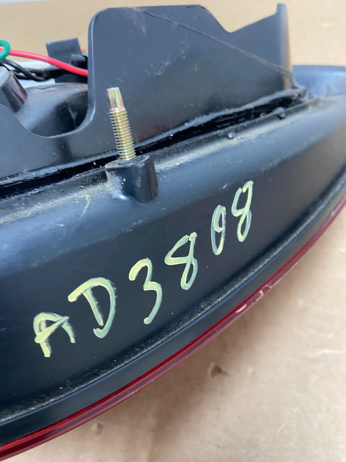 2000 to 2001 Nissan Maxima Right Passenger Rh Side Tail Light AD3808 LK6