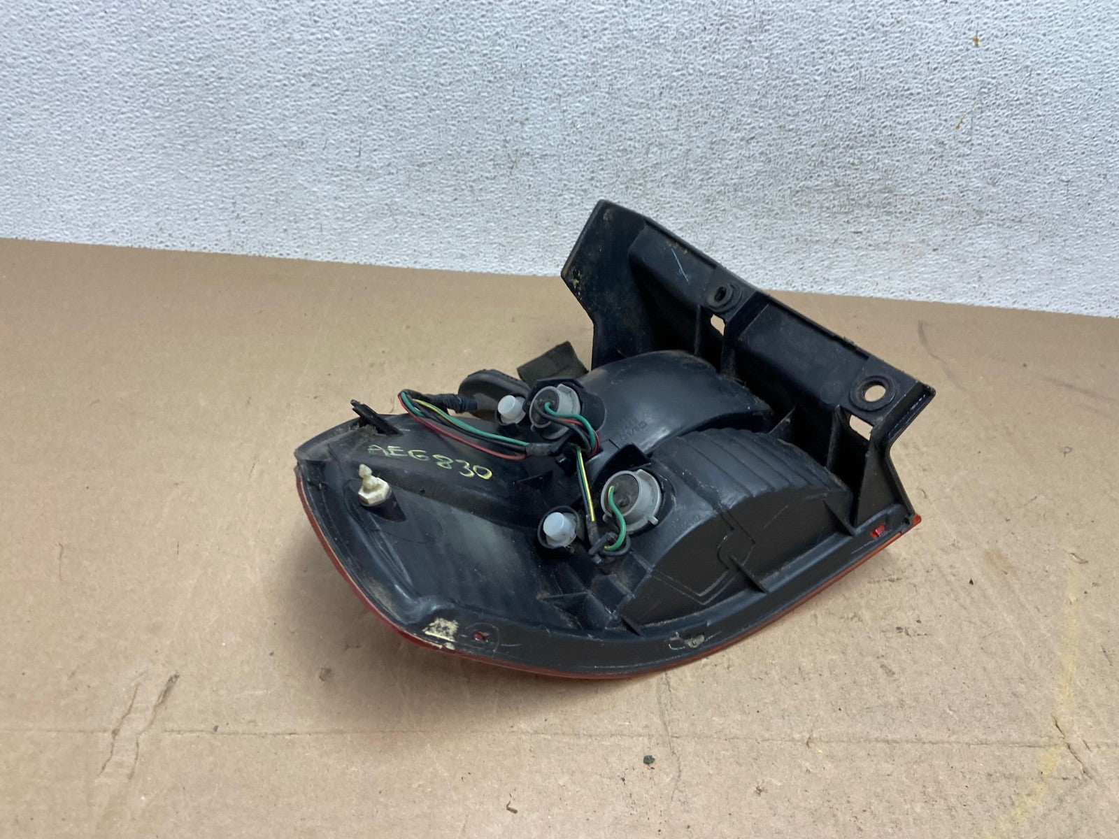 1999 2000 2001 Honda Odyssey Right Passenger Side Tail Light AE6830 LK4