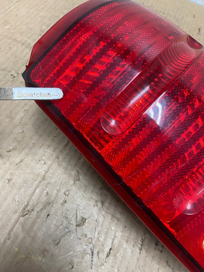 2002 to 2005 Ford Explorer Right Passenger Rh Side Tail light AI6863 LK3
