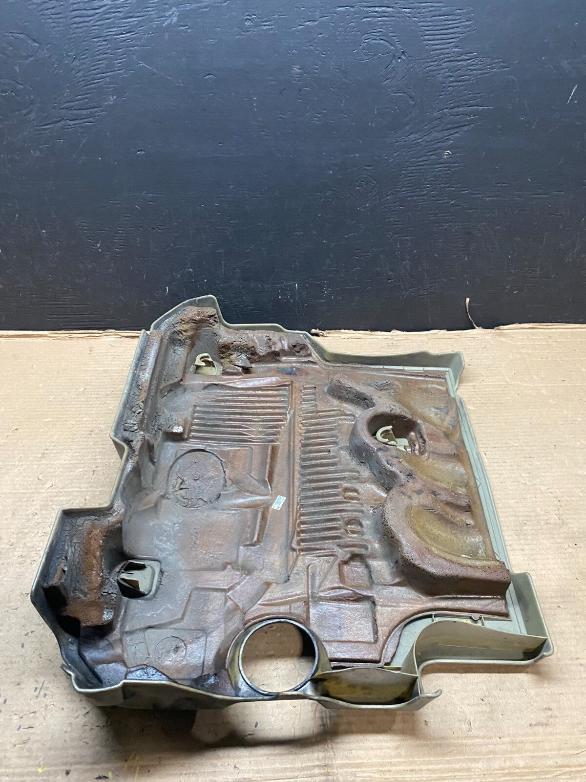 2008 to 2010 Toyota Highlander Top Engine Cover Lid E8284 PS6