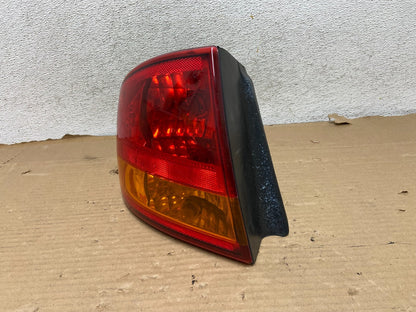 1999 to 2004 Oldsmobile Alero Left Driver LH Side Tail Light AG8142 DW2