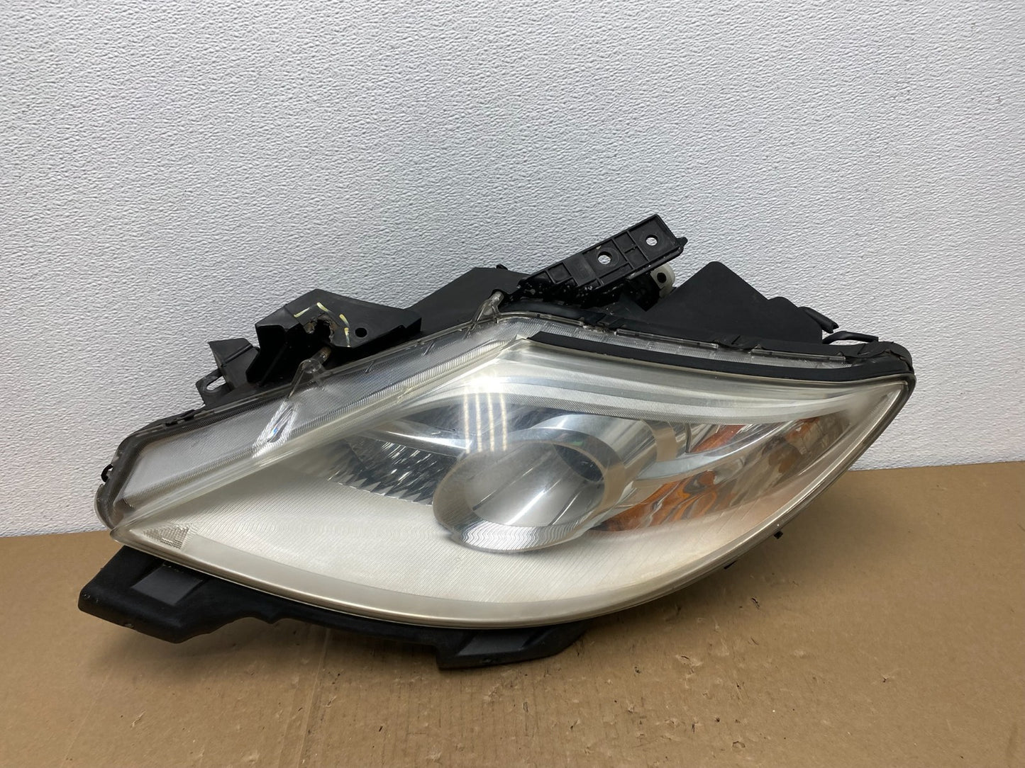 2010 - 2012 Mazda Cx9 Cx-9 Left Driver LH Headlight Halogen Oem AB6873 DW0