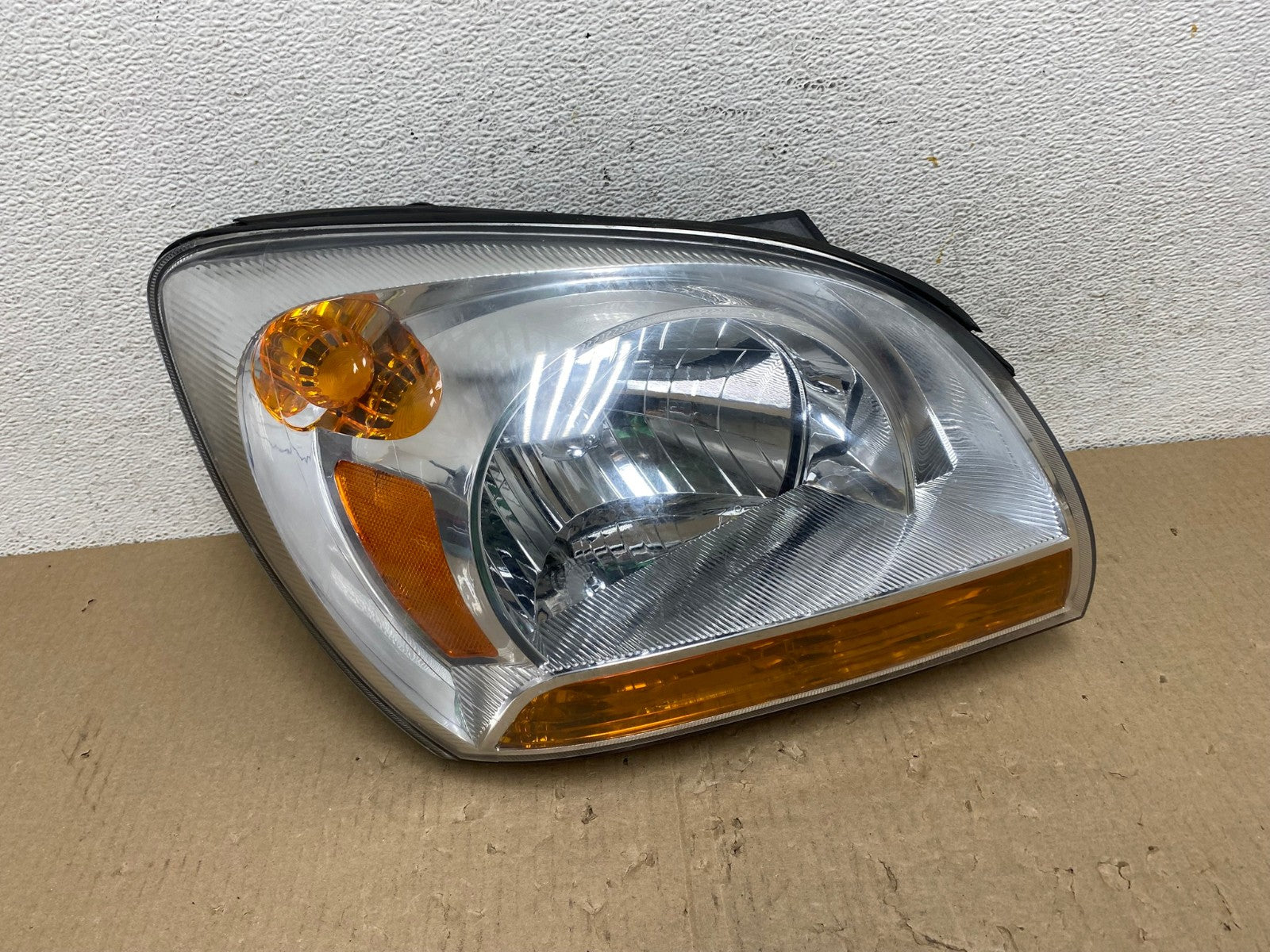 2005 to 2006 Kia Sportage Right Passenger RH Halogen Headlight DEPO AE9629 LK0