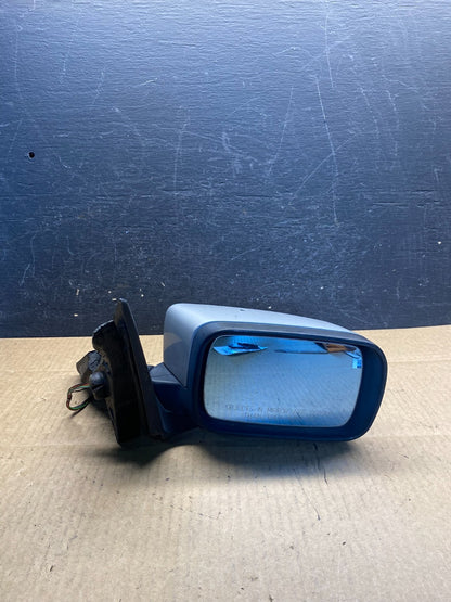 2001 to 2006 BMW 325i Right Passenger Side View Door Mirror AG7296 DW9