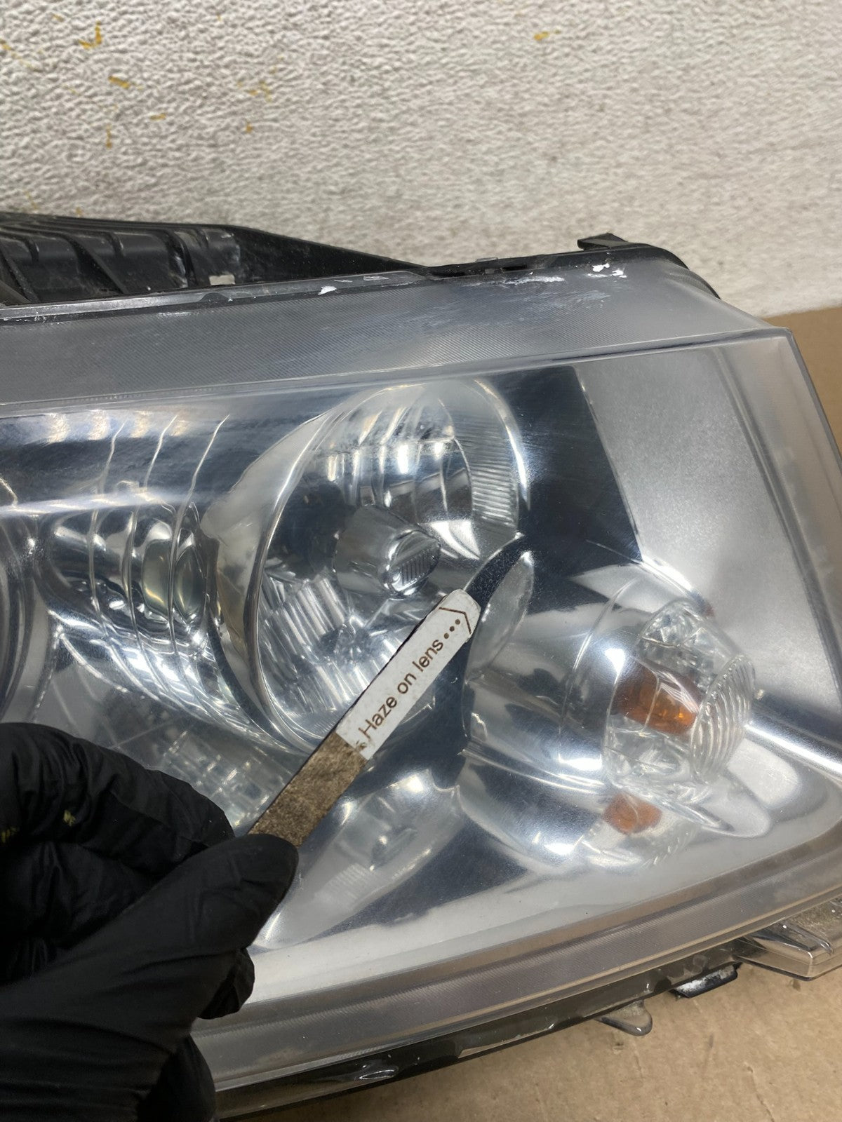 2011-2013 Jeep Grand Cherokee Right Passenger Xenon Headlight AH6799 DW5