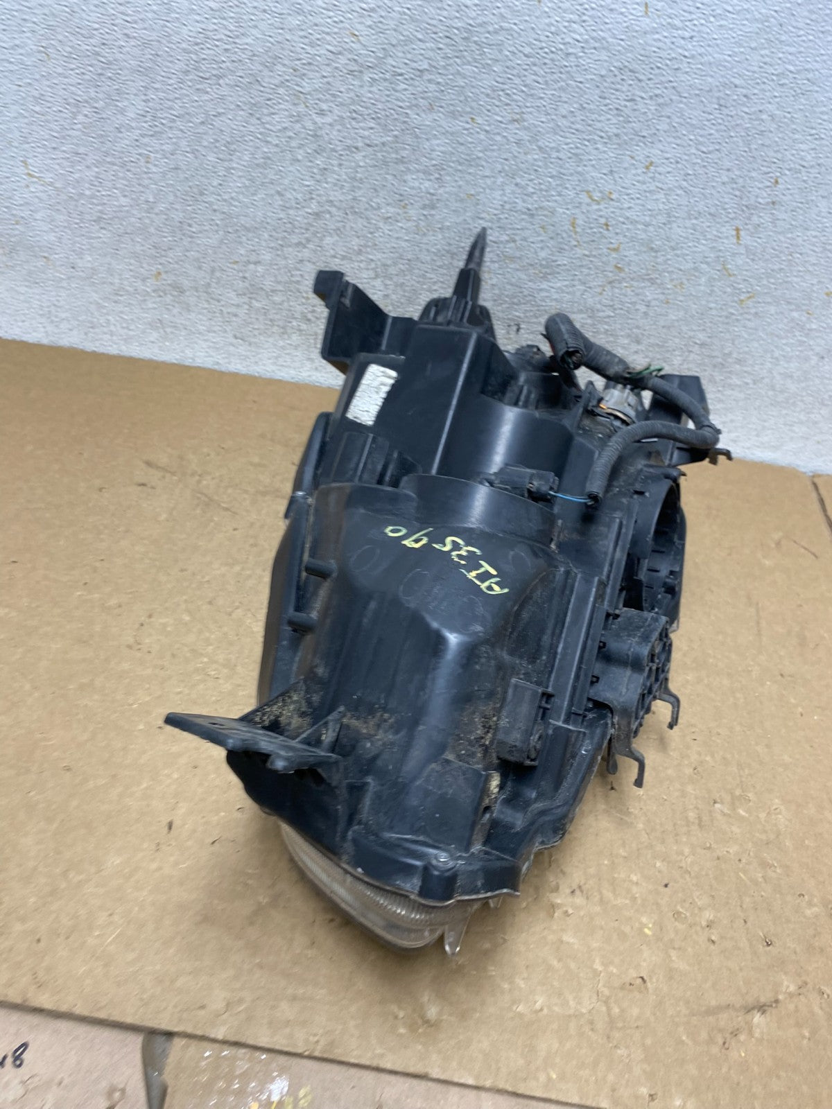 Halogen 2009-2014 Nissan Maxima Right Passenger Headlight AI3590 DW9