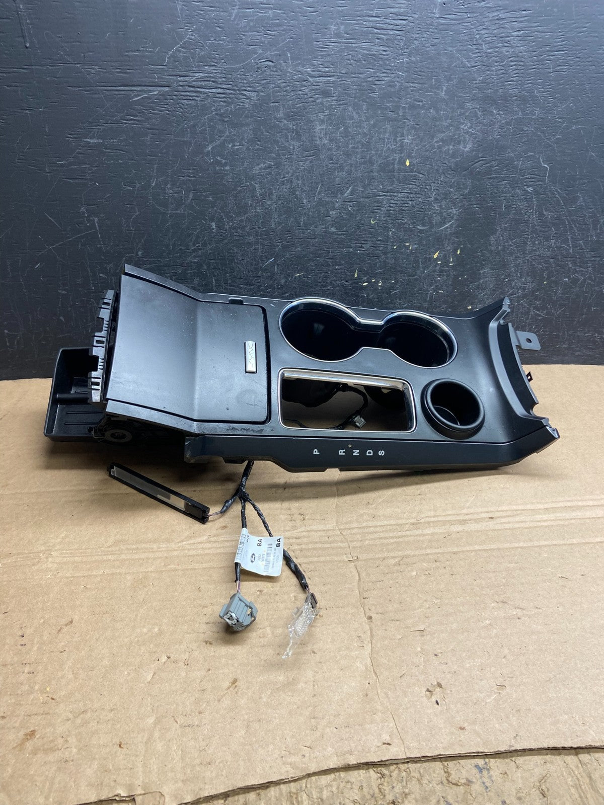 2016-2019 Ford Explorer Center Console Shifter Cup Holder Bezel Trim af1920 DG2