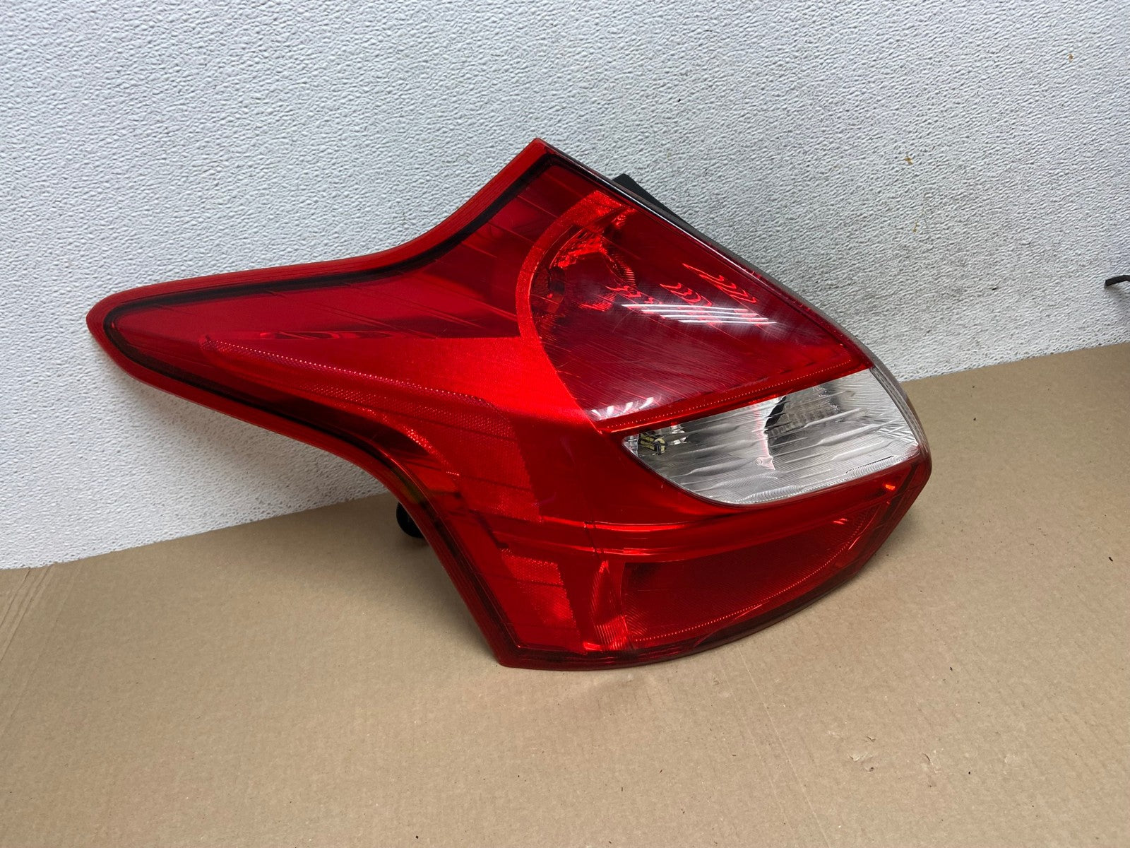 2012 2013 2014 Ford Focus Tail Light Hatchback Left Driver Lh Side AF5765 LK0