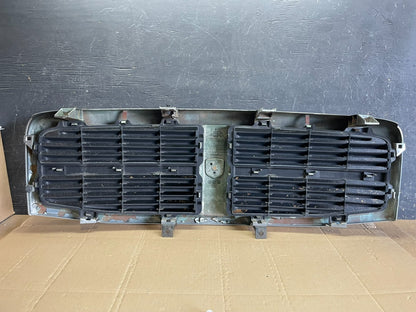 2004 to 2006 Dodge Durango Front Upper Chrome Grill Grille Oem AA8809 DG9