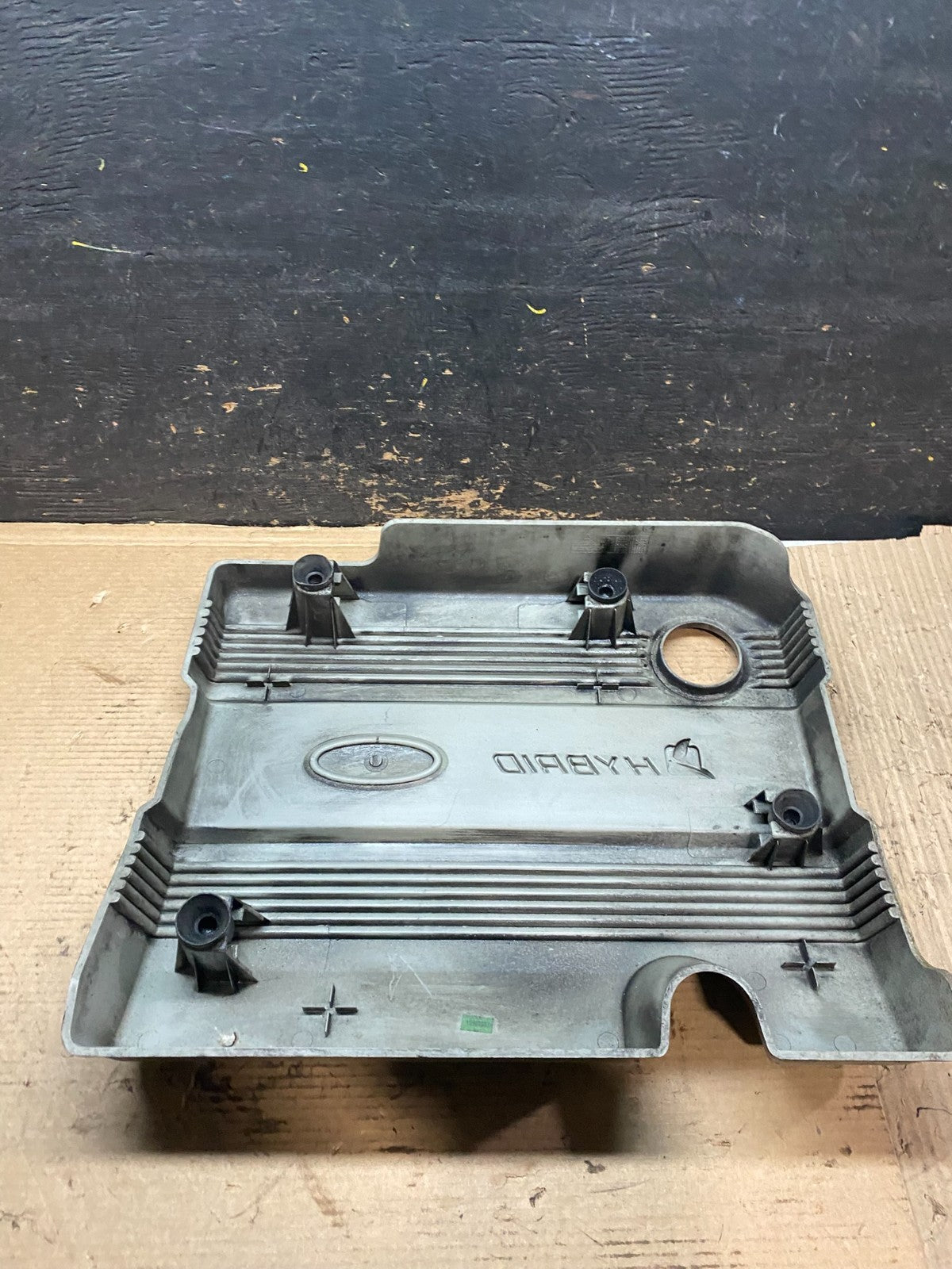 2006 to 2008 Ford Escape Hybrid Engine Motor Cover Oem V9384 DG5