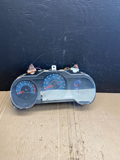 2002-2003 Nissan Pathfinder Xterra Cluster Speedometer Instrument OEM AB8915 DG0