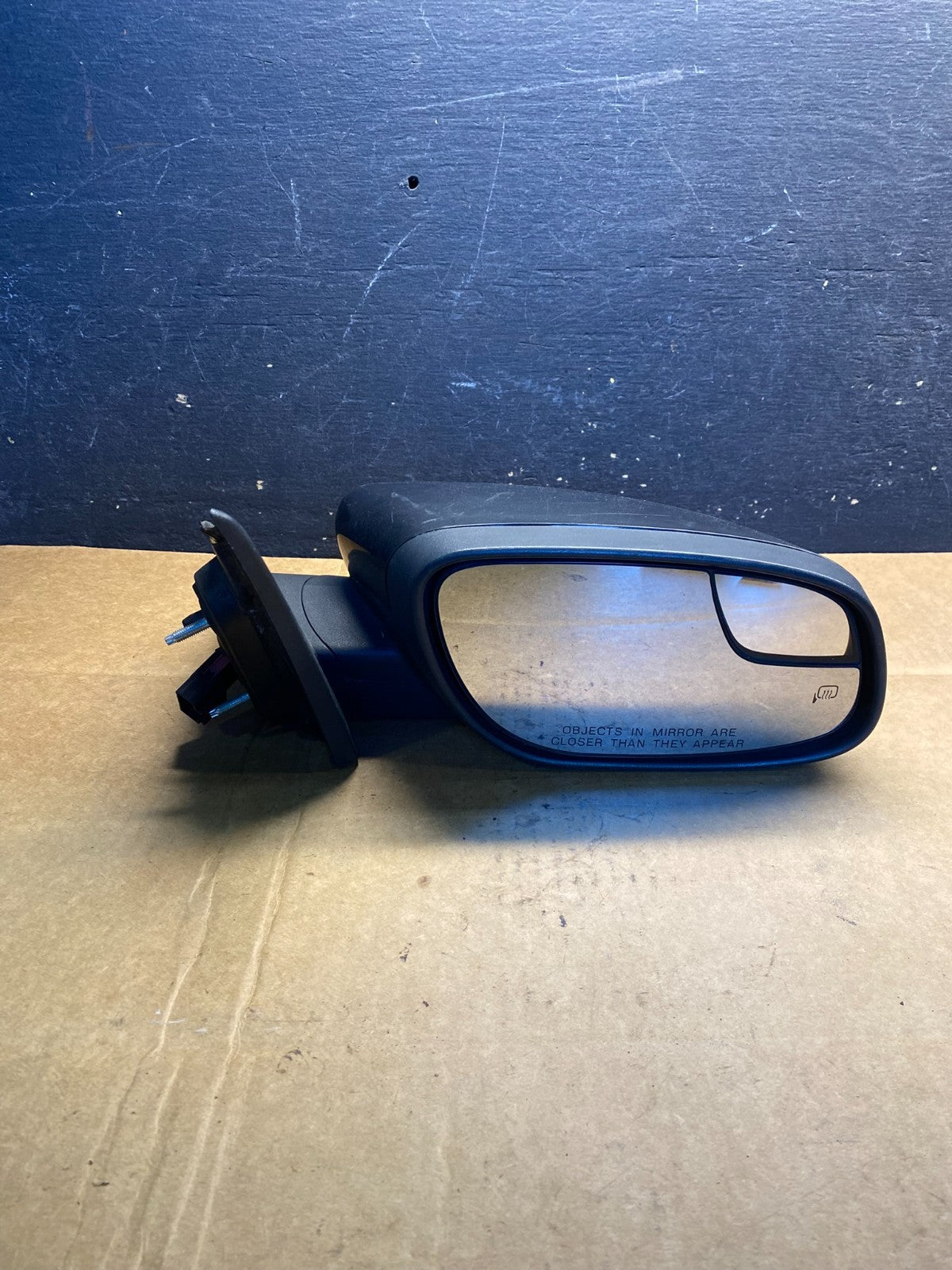 2010 to 2018 Ford Taurus Right Passenger View Door Heated Mirror OEM AB3538 MS9