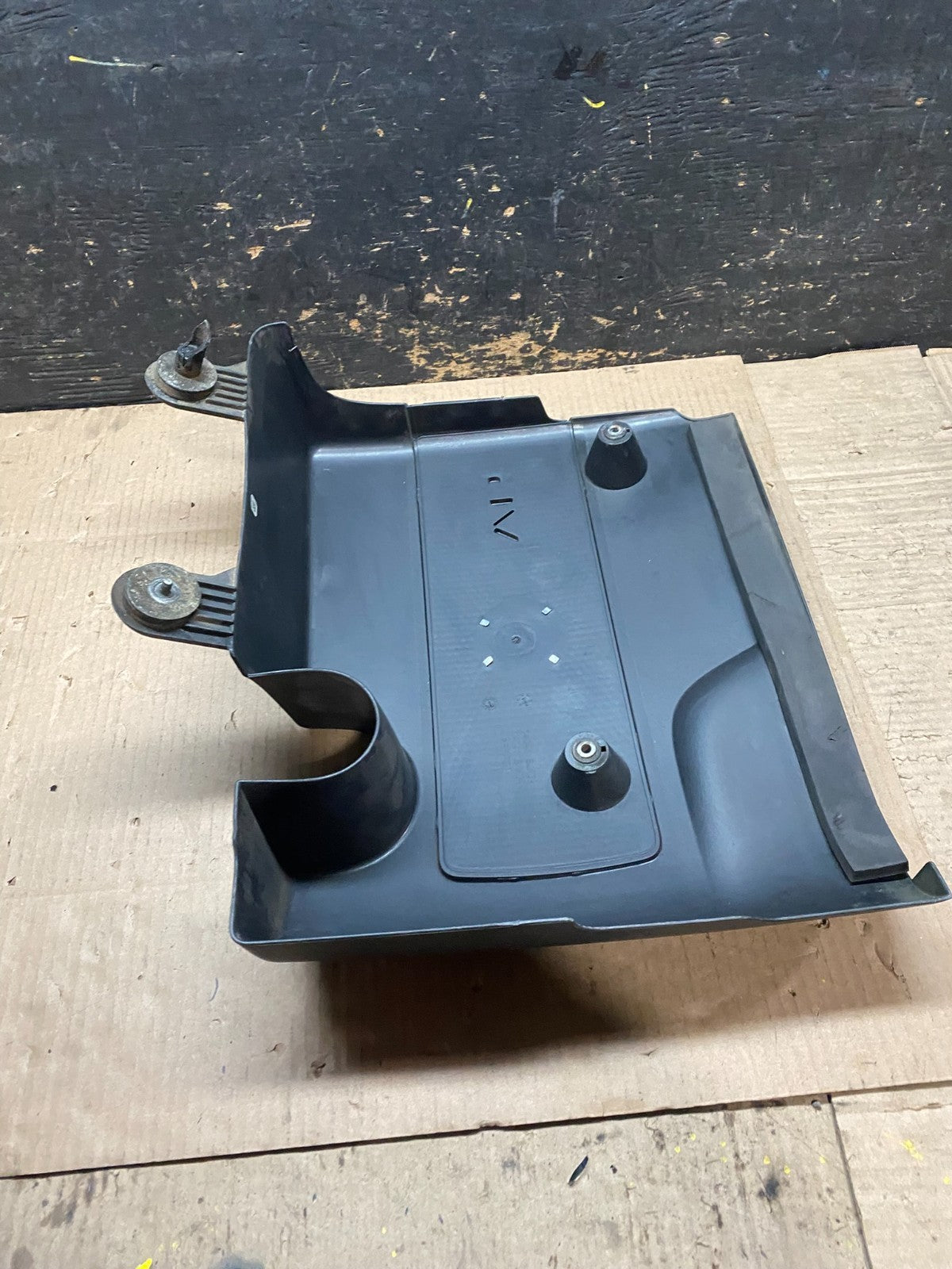 2013 to 2016 Nissan Pathfinder Engine Cover Motor Shield W5765 DG8