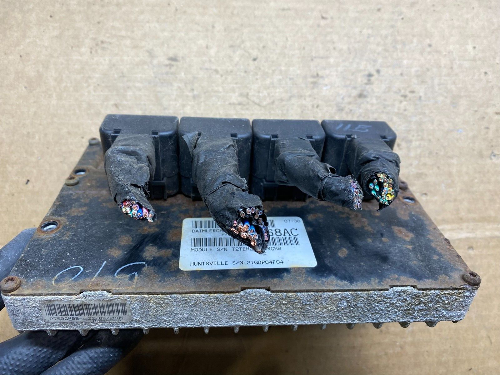 2006 Dodge Caravan 2.4L ECU ECM Module P05094168AC G1208 PS2