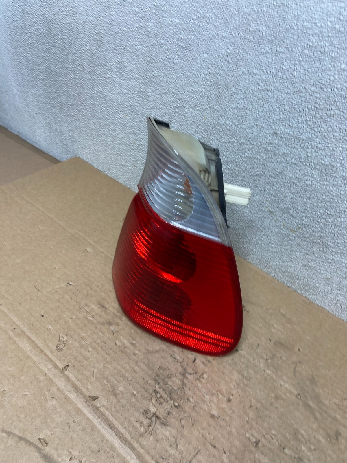 2004 2005 2006 BMW E53 X5 Right Passenger Rh Side Tail Light Oem AB4727 LK1