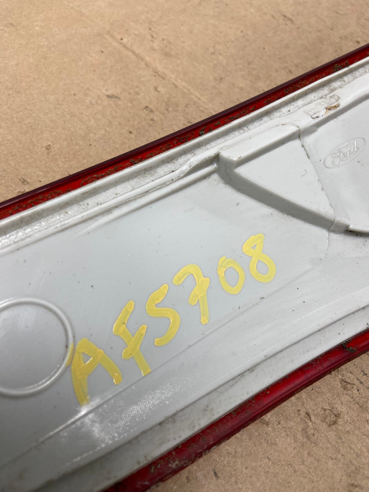 2013 to 2016 Ford Escape Right Passenger RH Side Tail Light AF5708 LK7