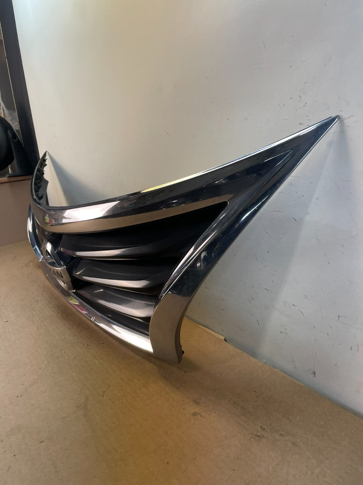 2013 to 2015 Nissan Altima Front Upper Grill Grille Sedan AF8776 DG1