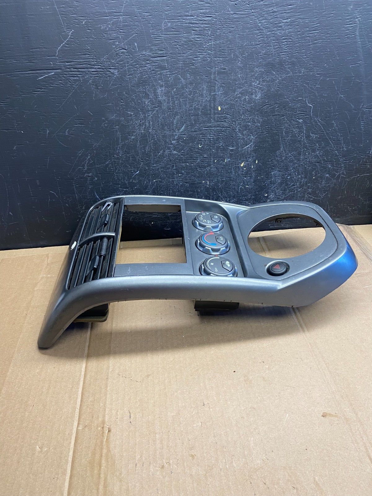 2003 to 2008 Honda Element Radio Climate Control Shifter Bezel AD2081 DG1