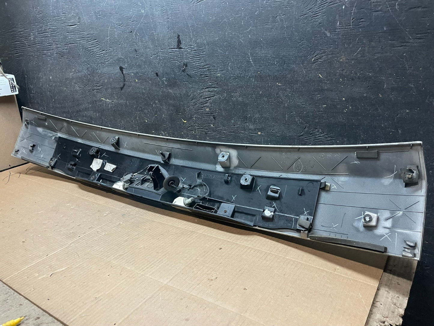 2011-2018 Dodge Grand Caravan Rear Tail Gate Trim Molding Panel OEM Y1778 DG5
