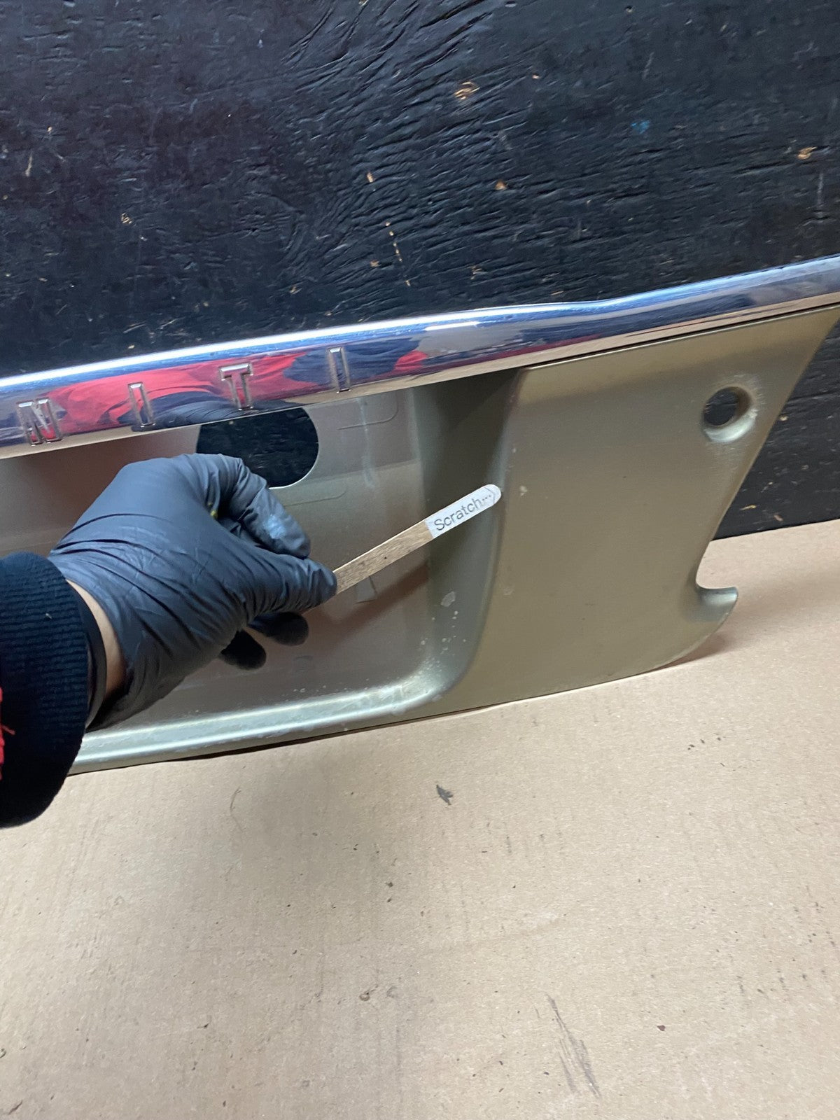 2000 2001 Infiniti I30 Rear Trunk Deck Finish Panel License Plate Trim u7452 DG5