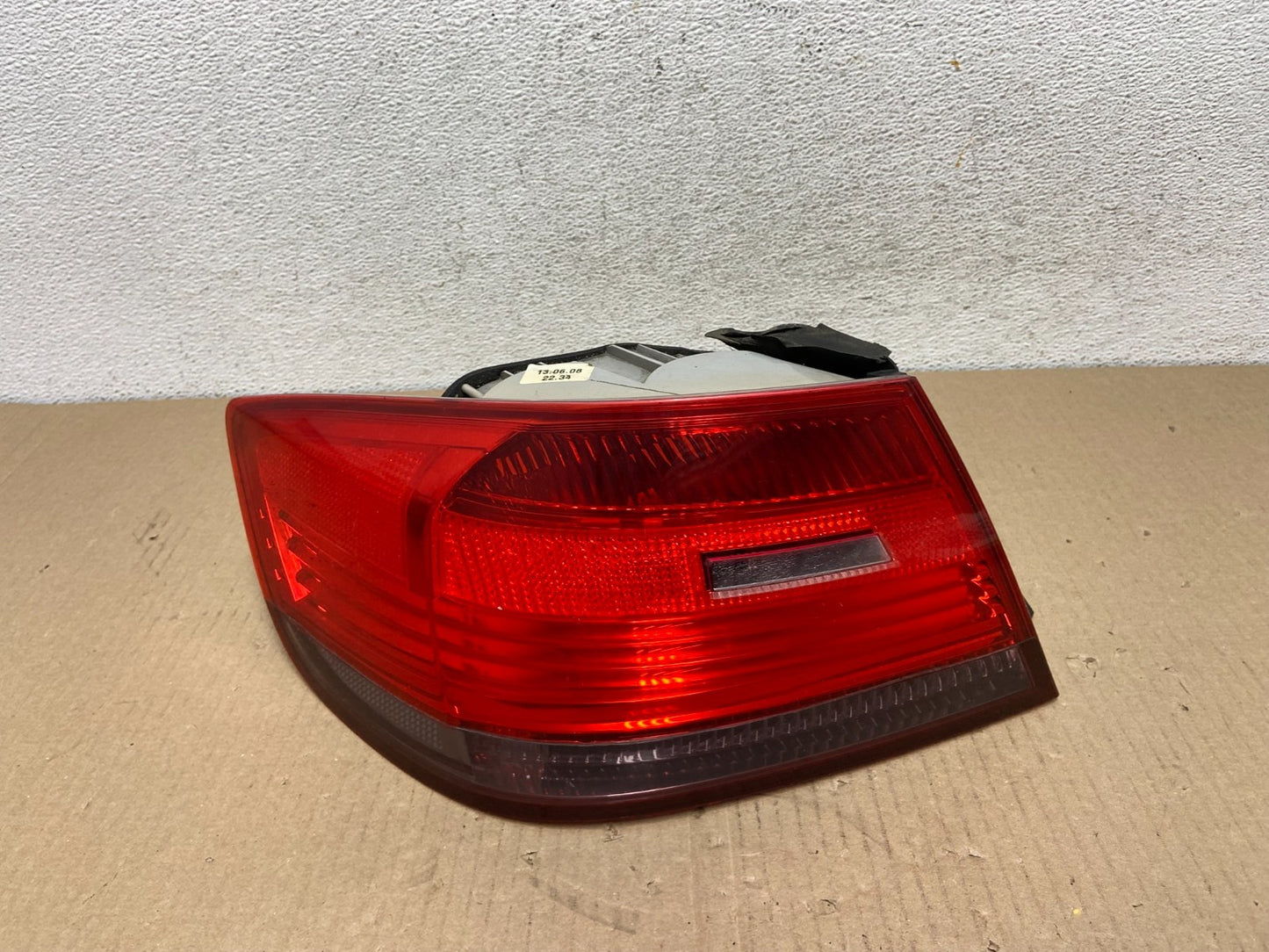2007 to 2010 BMW M3 328i 335i Coupe Left Driver LH Tail Light AE9539 DW0