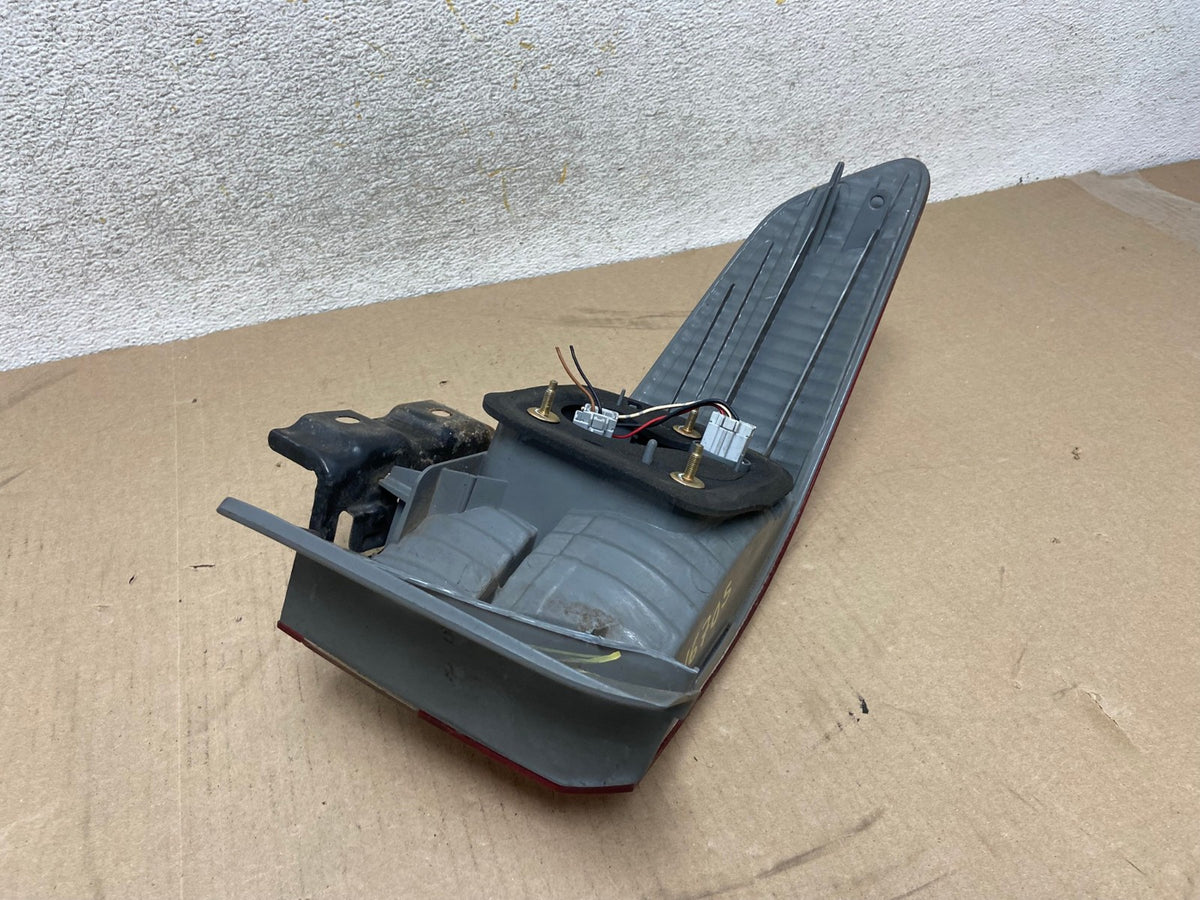 2003 to 2004 Honda Accord Sedan Right Passenger Rh Side Tail light AH6705 LK5