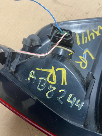 2004 to 2007 Ford Freestar Left Driver LH Side Tail Light Oem AB8244 LK6