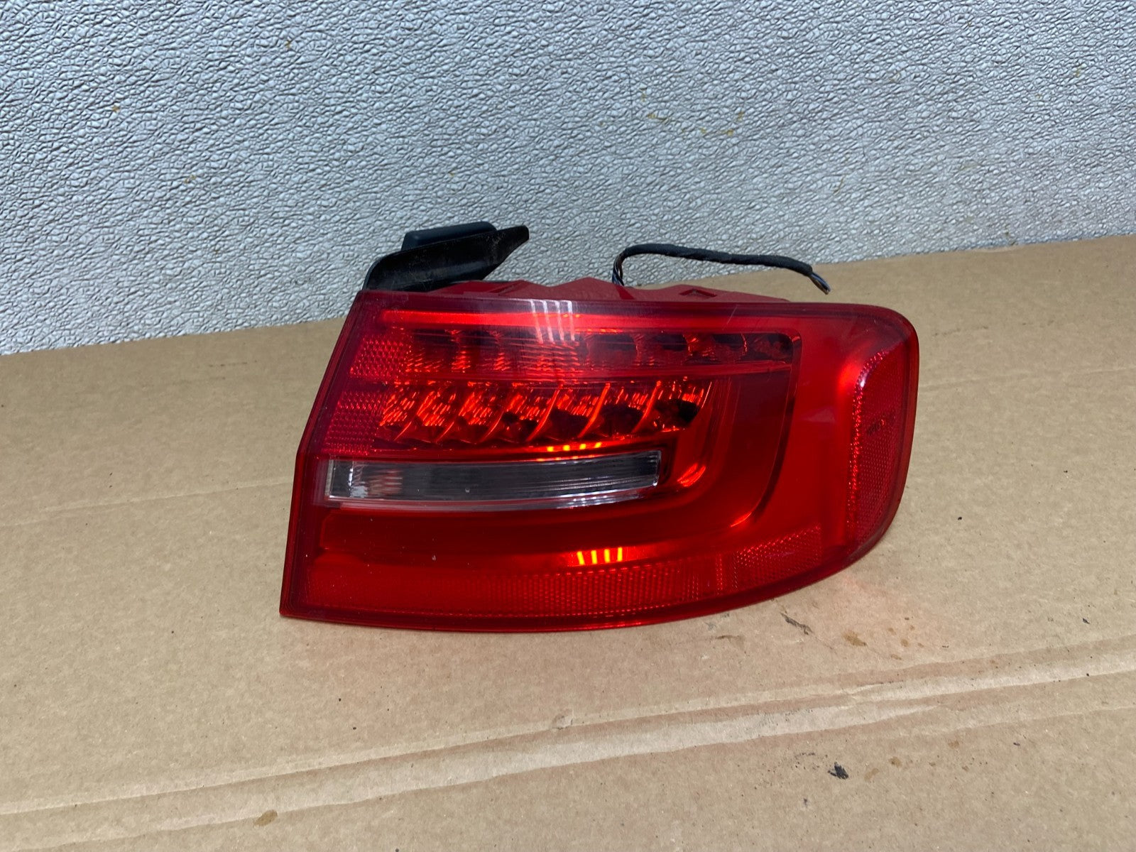 2013 to 2016 Audi A4 S4 Sedan Right Passenger Rh LED Tail Light Oem AB3434 DG0