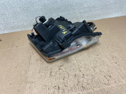 2005 - 2015 Nissan Xterra Driver Left LH Side Headlight Y3171 DW6