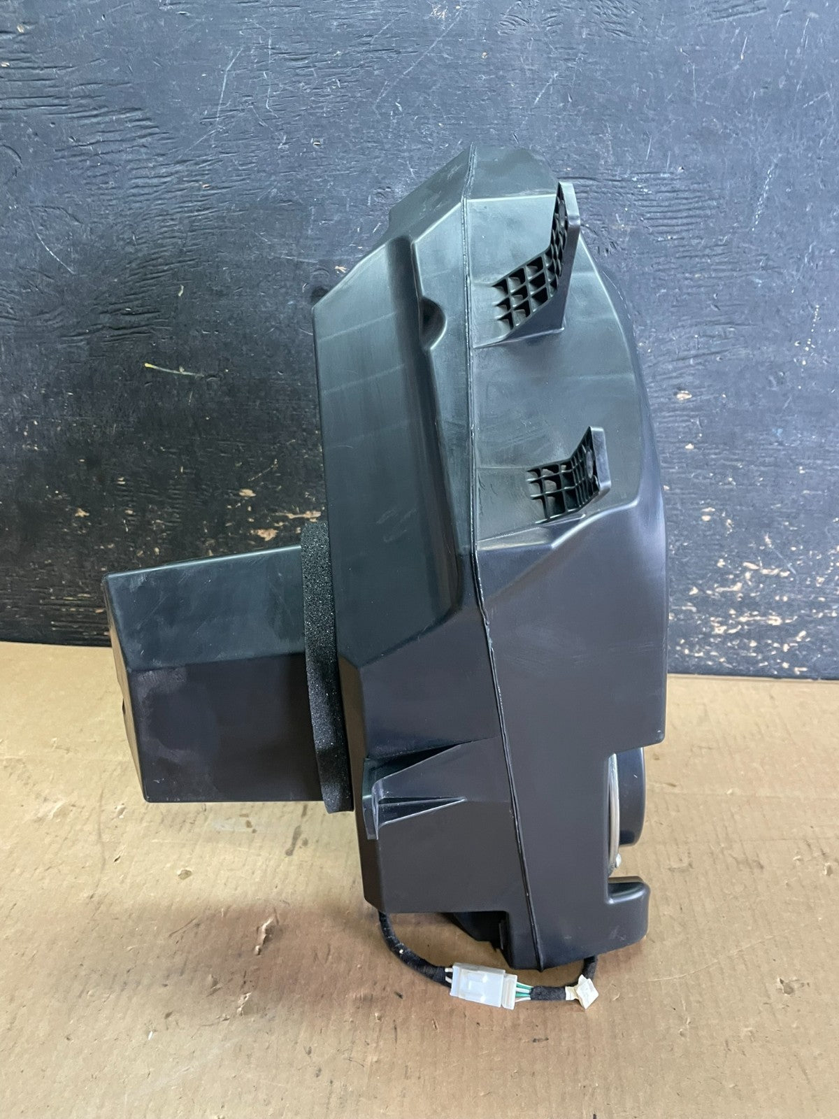 2019 to 2023 Jeep Cherokee Rear Subwoofer Speaker AA22833