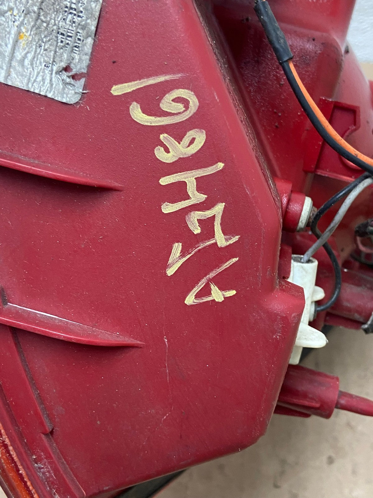 2004 2005 2006 Hyundai Elantra Sedan Left Driver LH Tail Light AG4681 LK8
