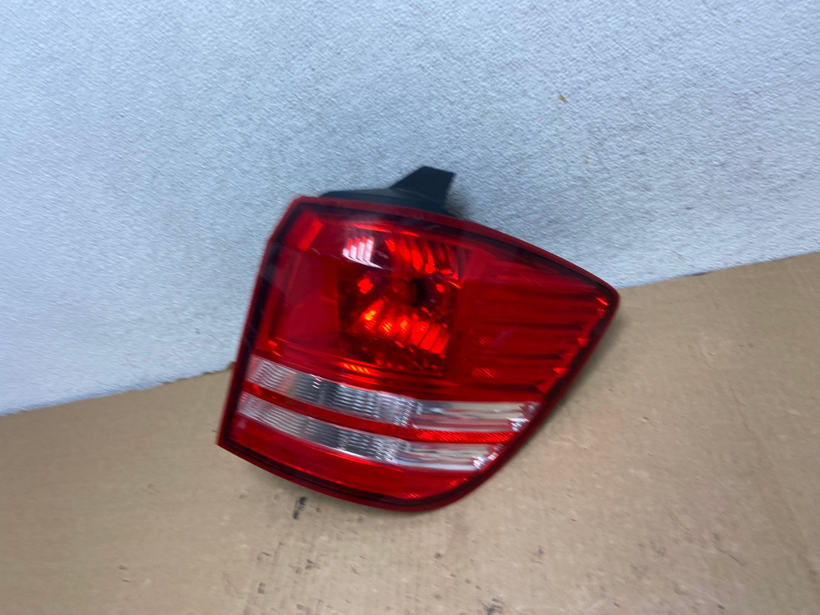 2009 2010 2011 Dodge Journey Right Passenger Side Tail Light AG2091 LK1