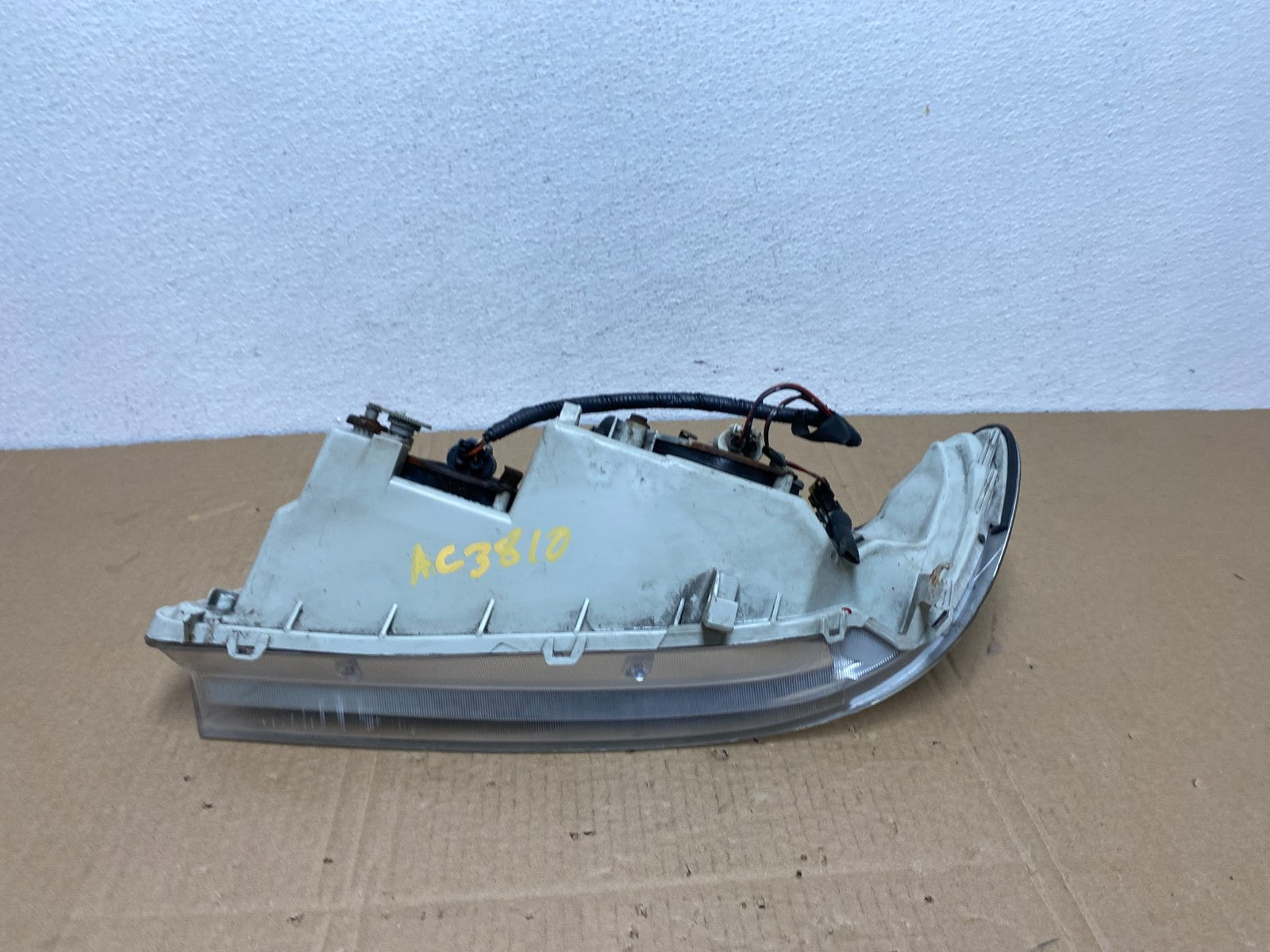 1997 to 1999 Acura CL Right Passenger Side Headlights AC38108