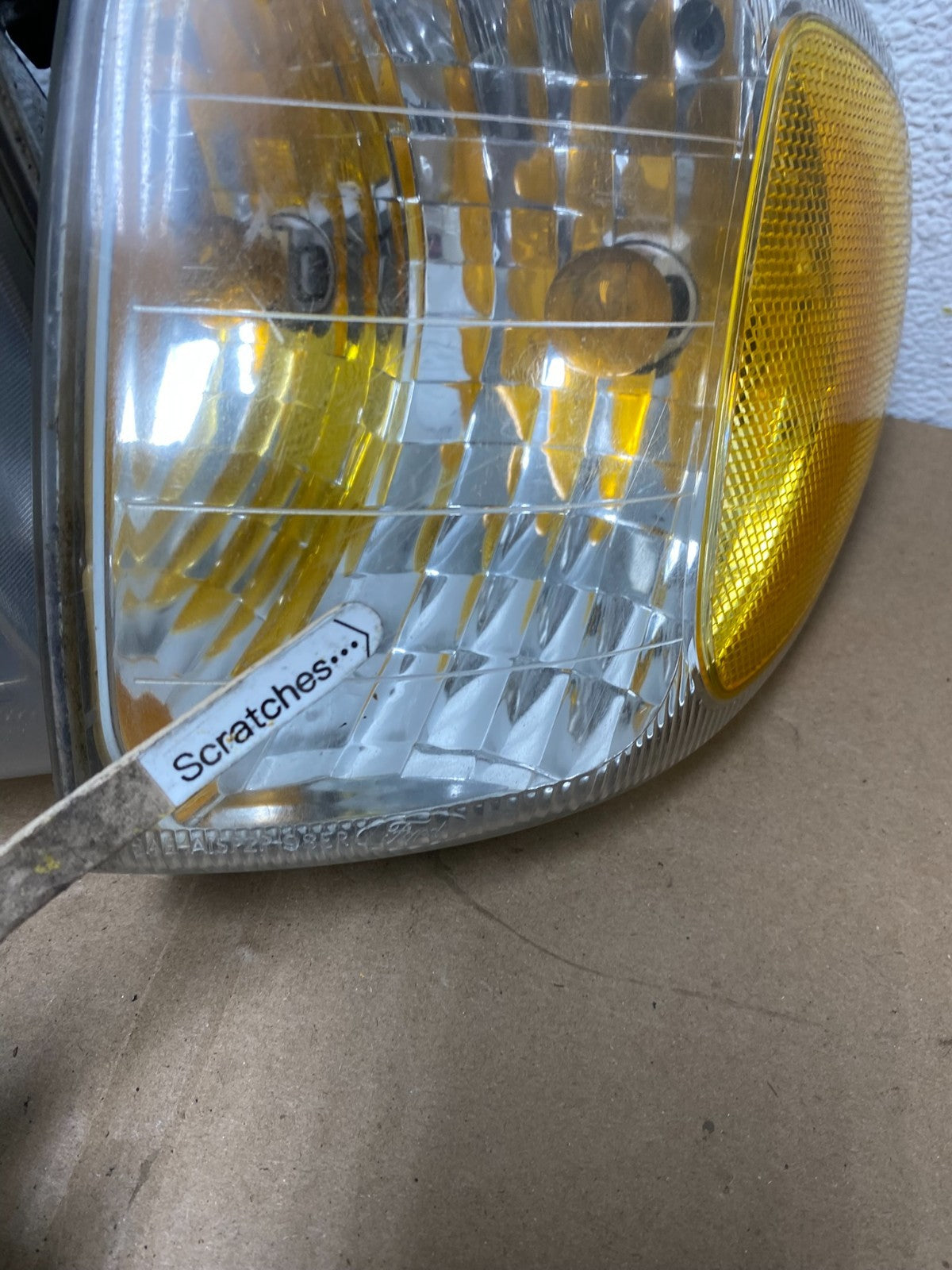 2002-2005 Mercury Mountaineer Left+Right Side Turn Signal Headlights AC5645 DG4