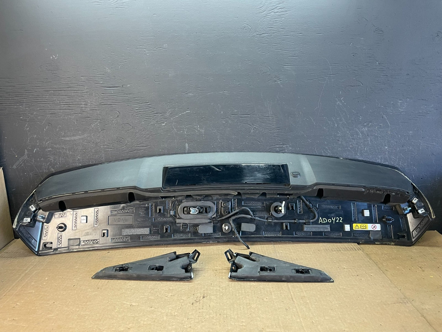 2020 to 2023 Ford Explorer Rear Liftgate Spoiler Wing AD0422 DG6
