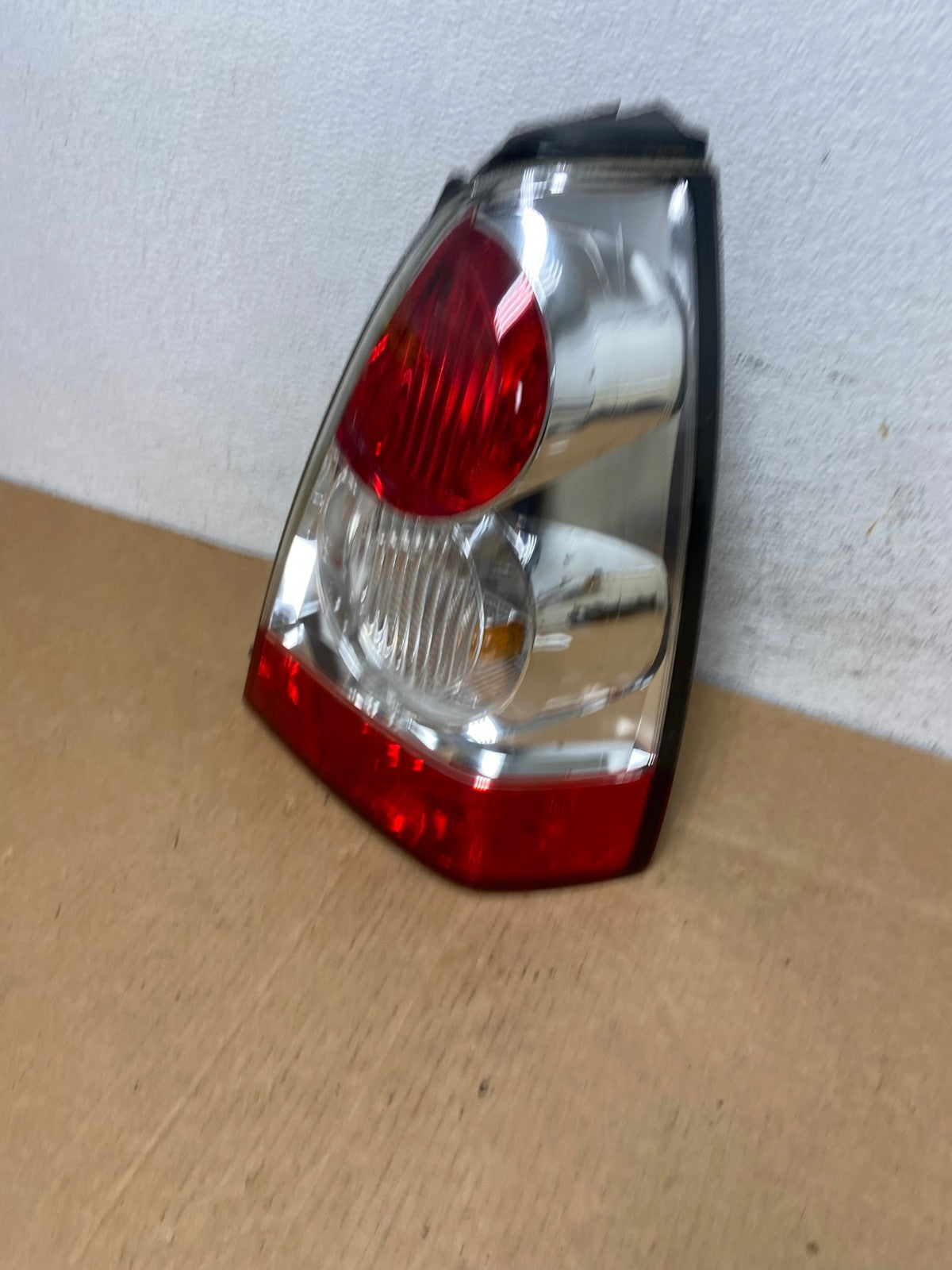 2006 2007 2008 Subaru Forester Right Passenger Rh Side Tail Light AD4529 LK1