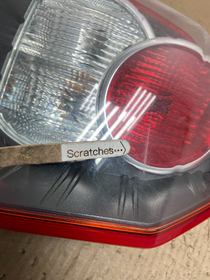 2008 to 2010 Land Rover Lr2 Left Driver LH Side Tail Light AF2939 DW3