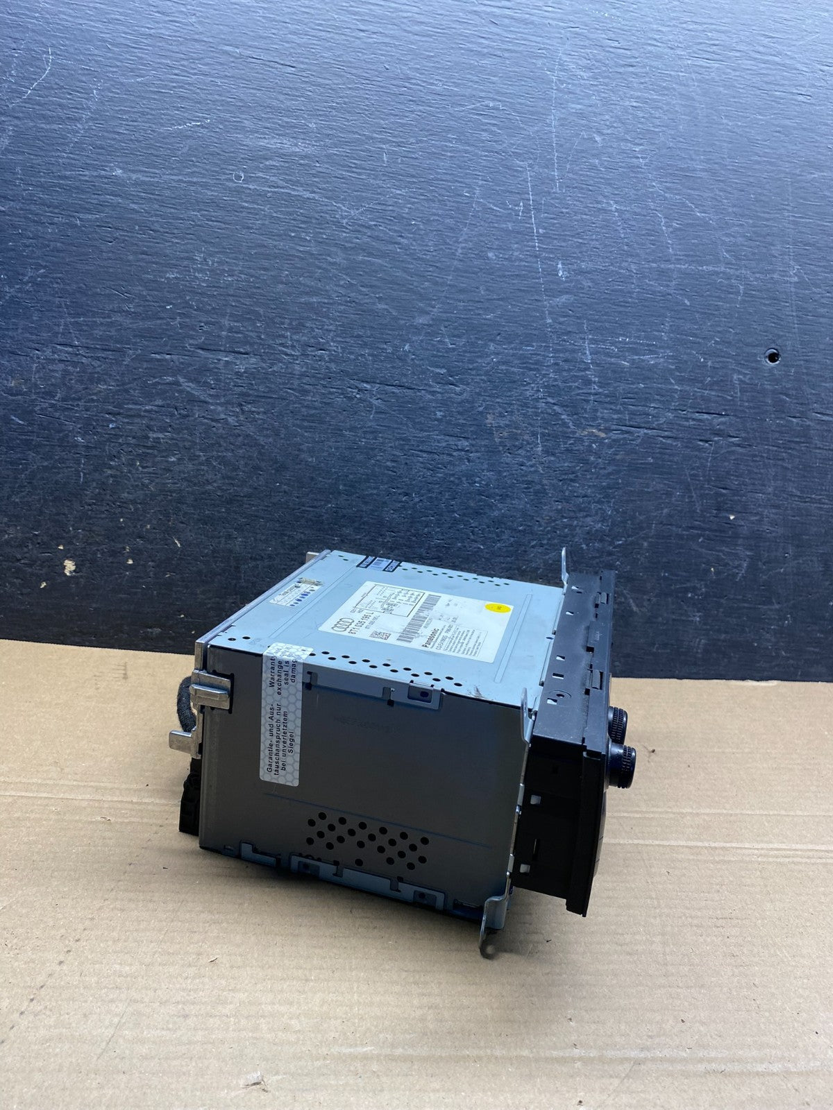 2009-2012 Audi A4 Q5 Receiver Concert Audio Radio AM/FM Cotnrol ai7451 DG2