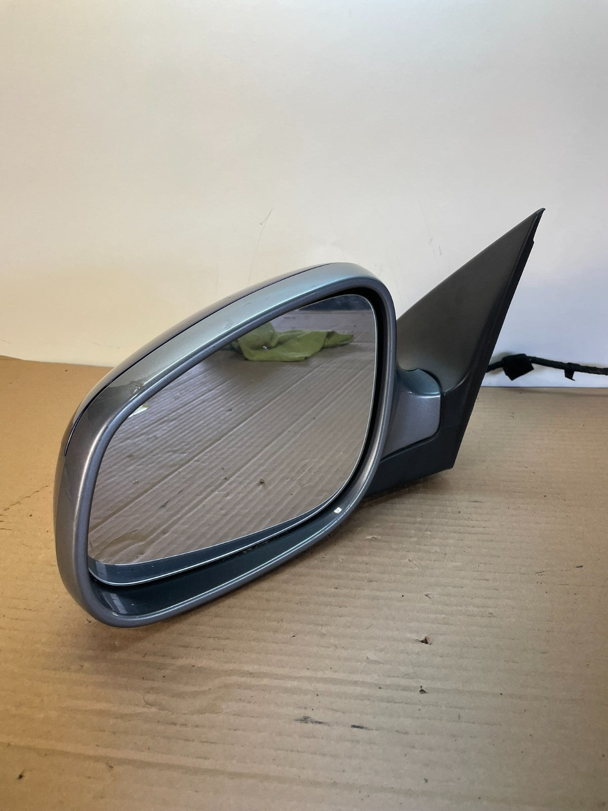 2003 to 2006 Porsche Cayenne Left Driver LH Door Mirror AH8694 DG2