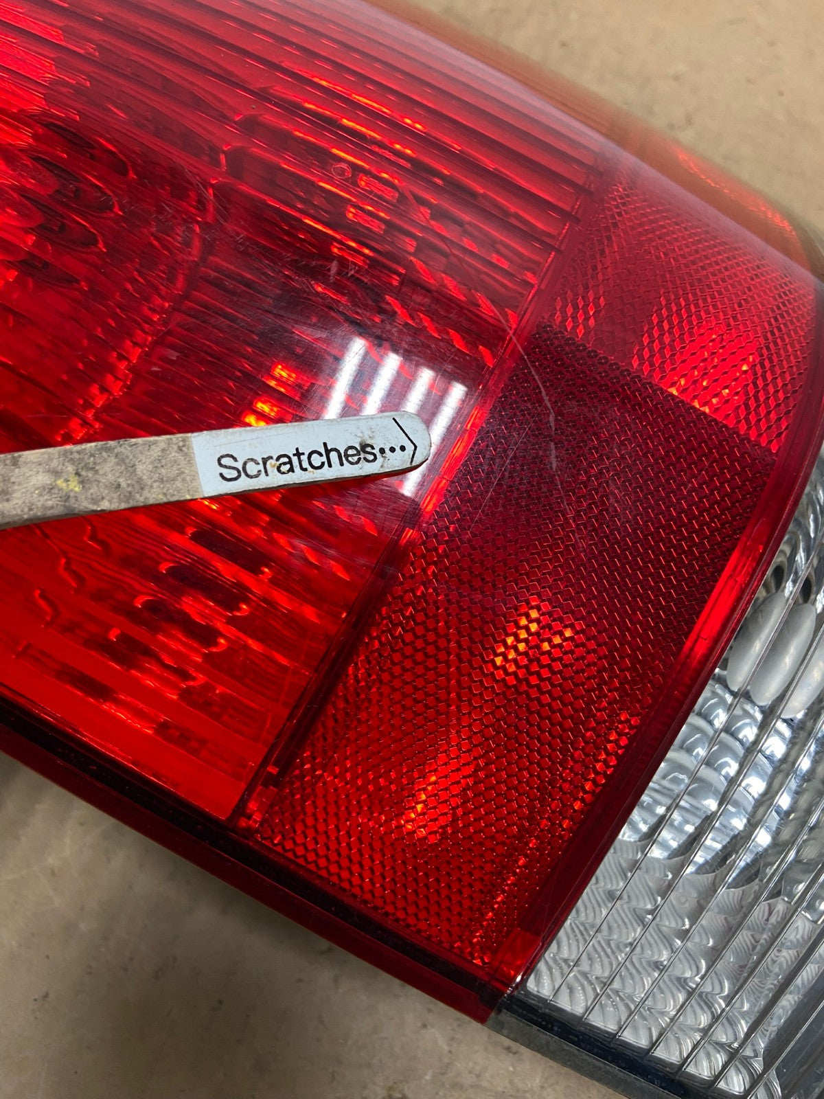 2003 2004 2005 Lincoln Aviator Right Passenger RH Side Tail Light AD1412 LK3