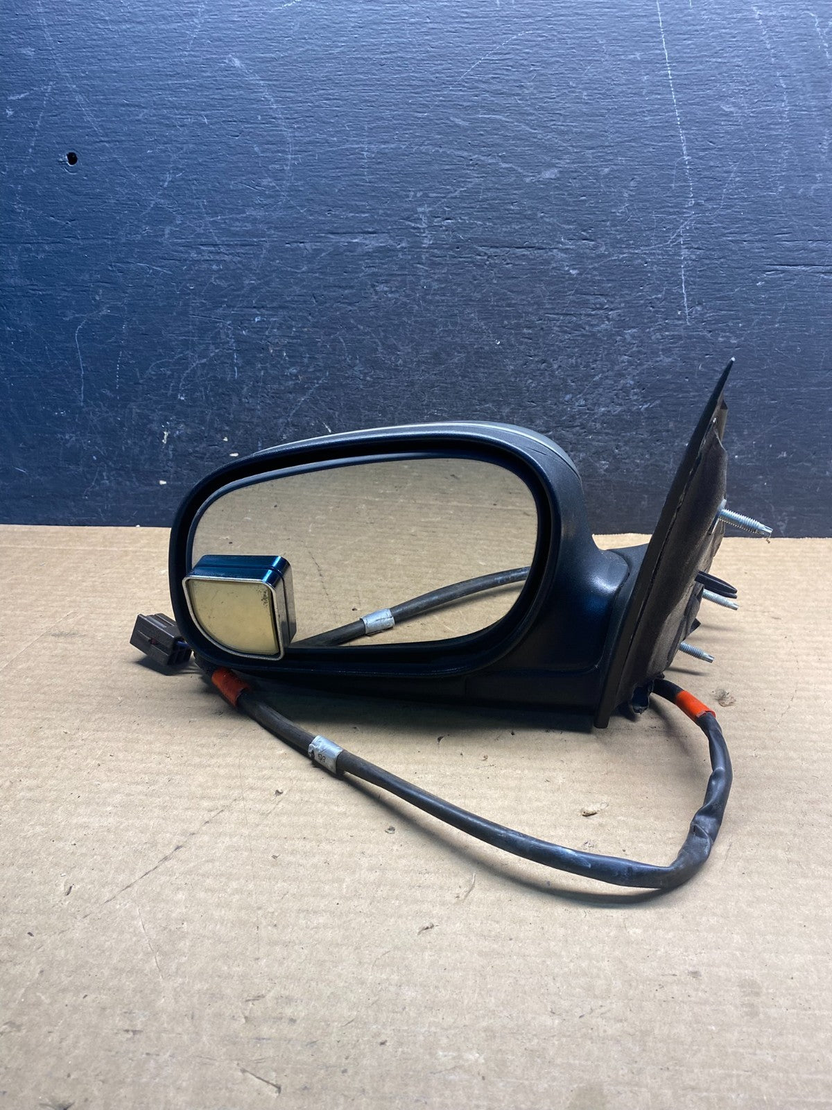 2003 - 2011 Ford Crown Victoria Left Driver LH View Heated Mirror AF4172 DW8
