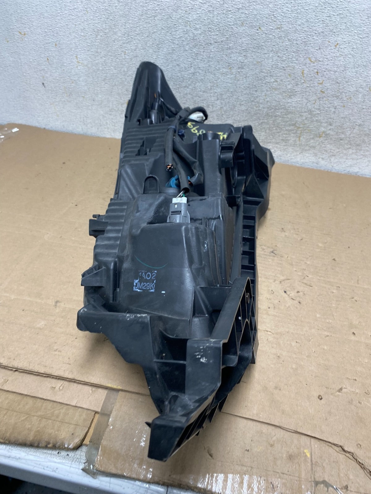 2008 to 2012 Honda Accord Sedan Right Passenger RH Headlight AI0899 DW8