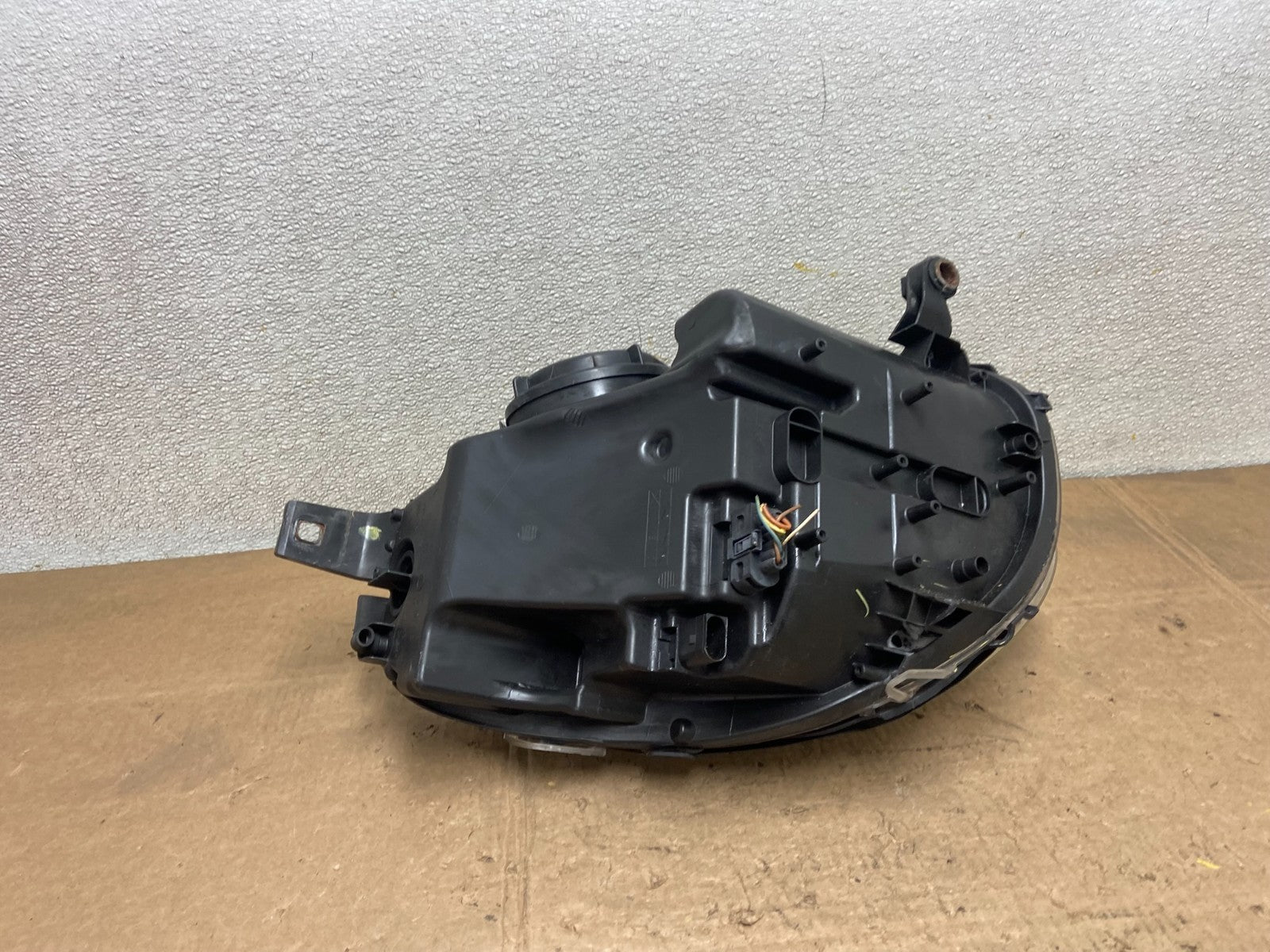 Halogen 2006 2010 Mercedes W251 R-Class Left Driver LH Headlight Y7022 DW6