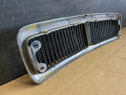 1998 to 2003 Jaguar XJ8 Front Upper Grill Grille OEM AA2257 DG4