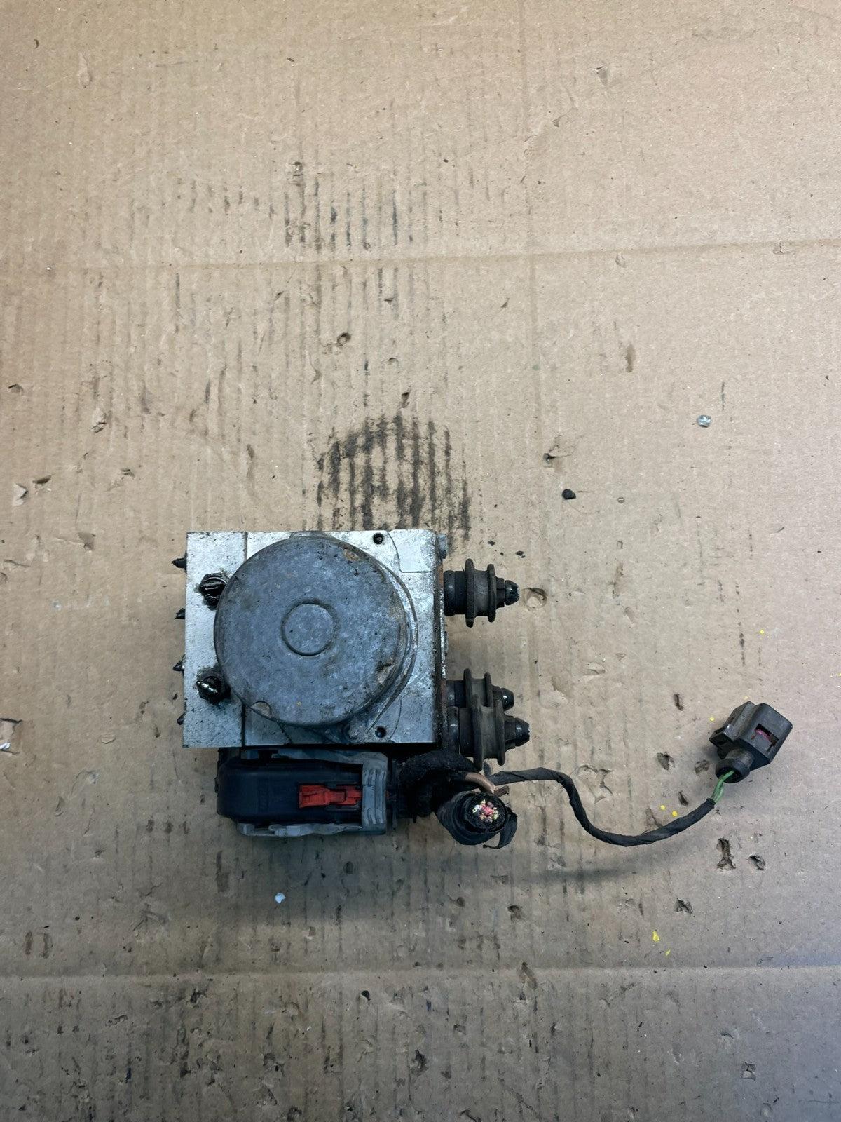2009 to 2012 Audi A4 ABS Anti-Lock Brake Pump 8K0907379AB OEM u2194 DG5