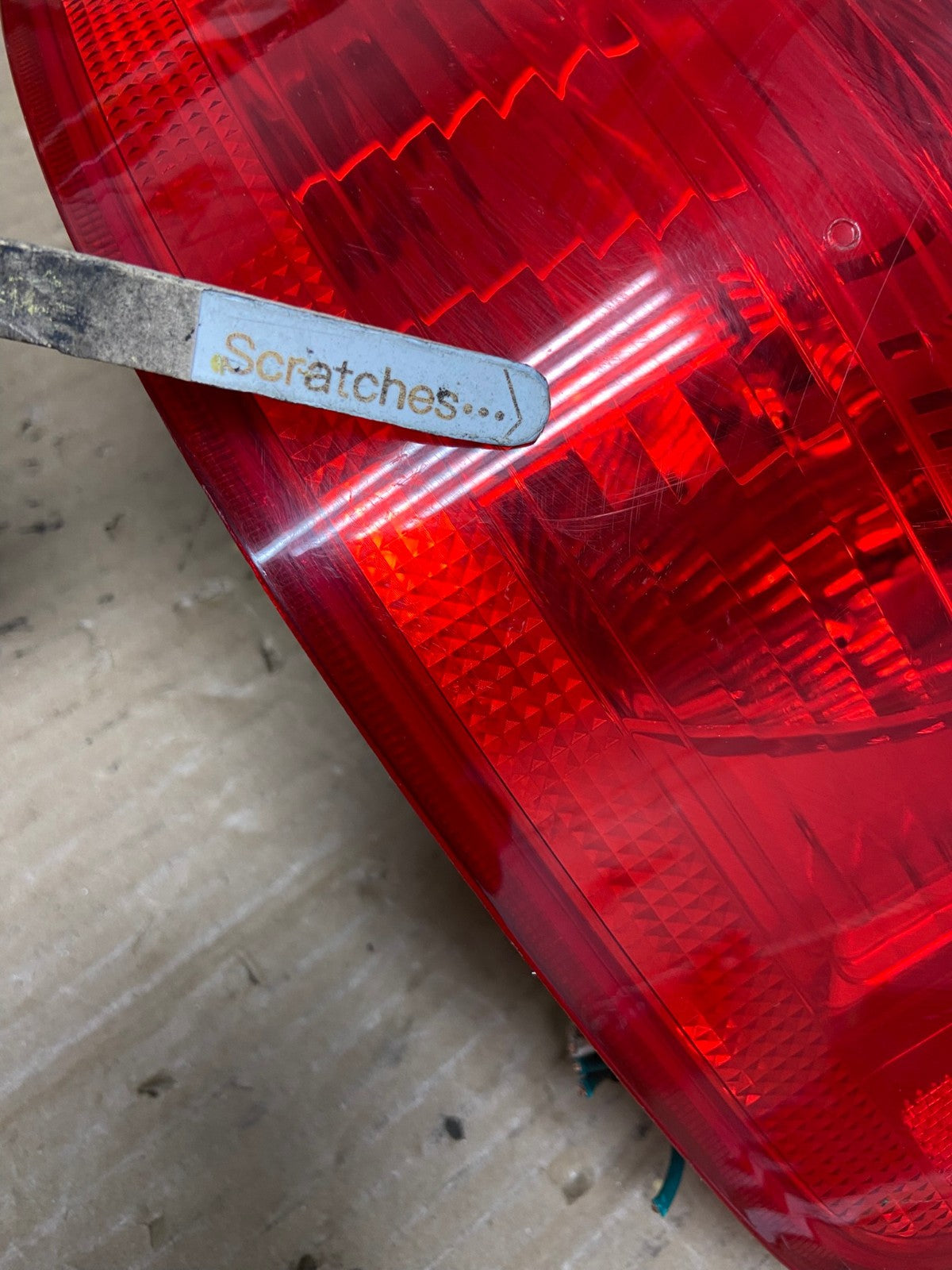 2010 to 2017 GMC Terrain Halogen Right Passenger Rh Side Tail Light AI1336 LK3