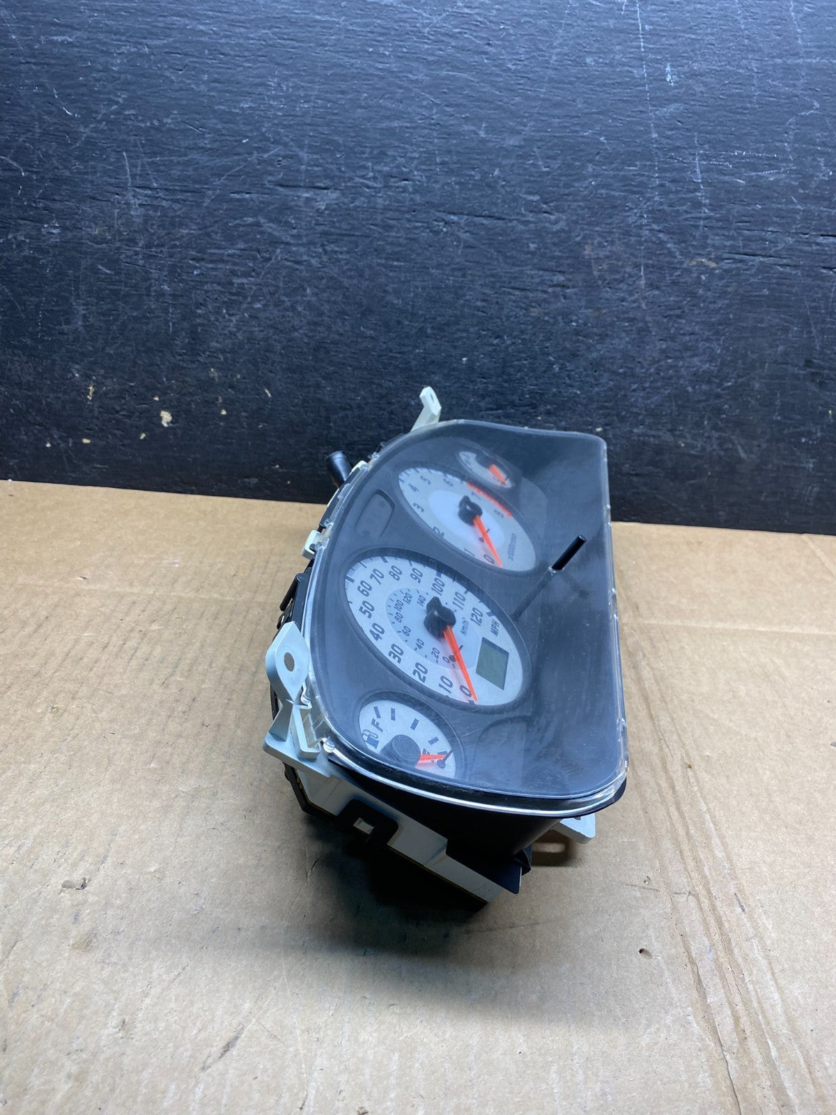 2001 to 2003 Nissan Pathfinder Speedometer Cluster Gauge AI9729 DG1